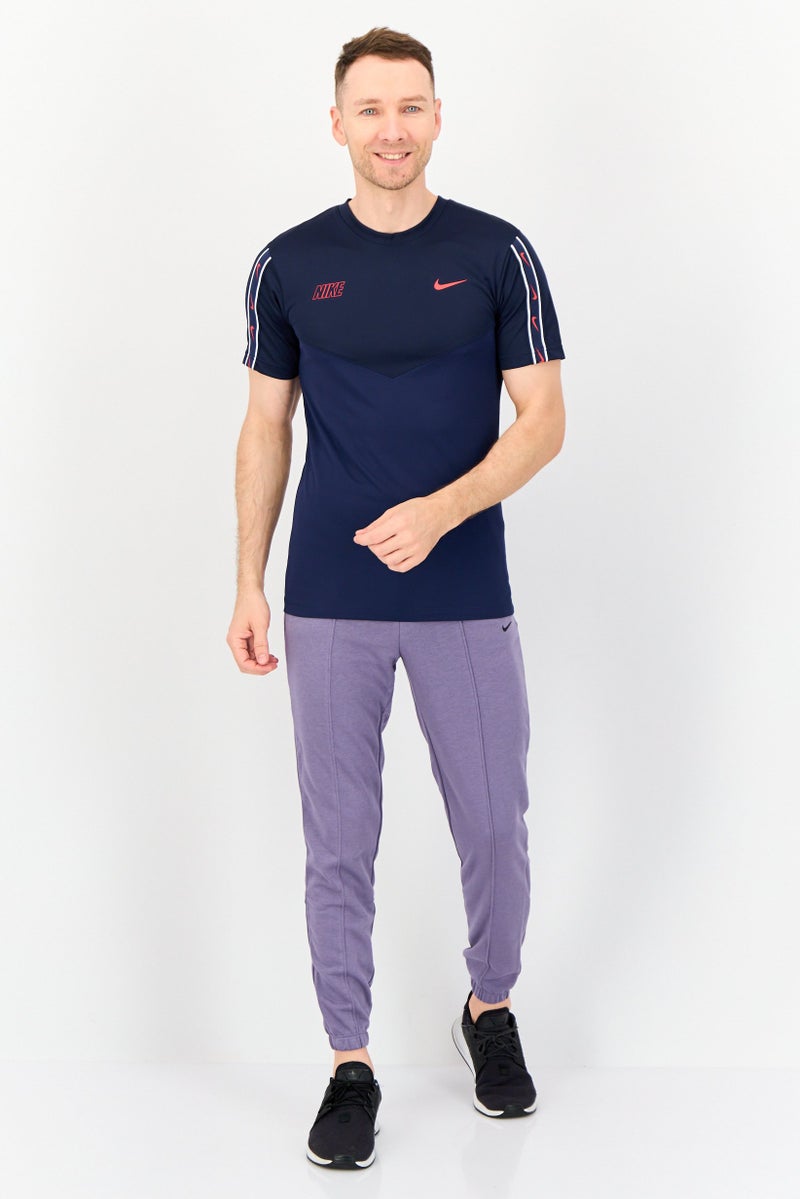 Nike تي شيرت تدريب قصير الأكمام للرجال، رياضي، لون كحلي - Image 4